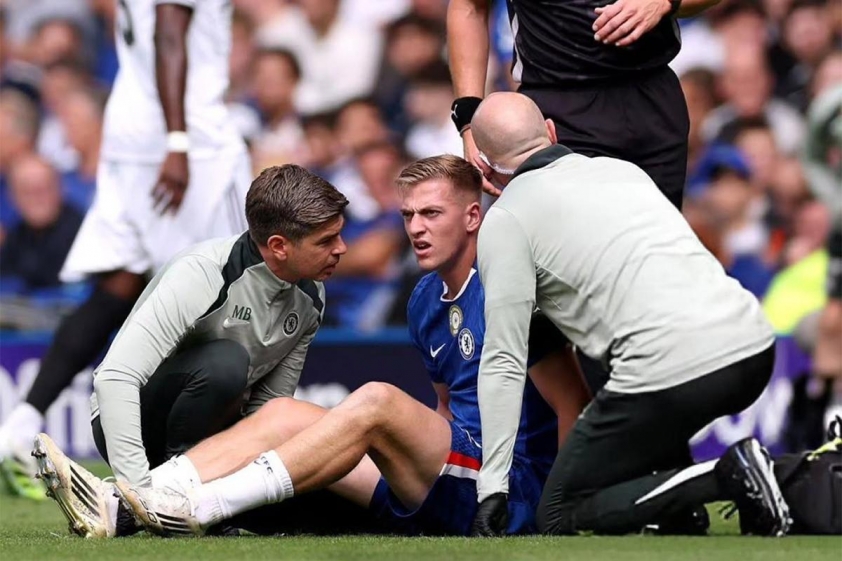 Delap rời sân ở phút 14