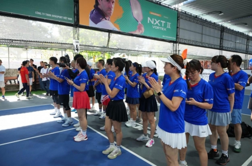 Vòng bảng, vòng loại trực tiếp và chung kết